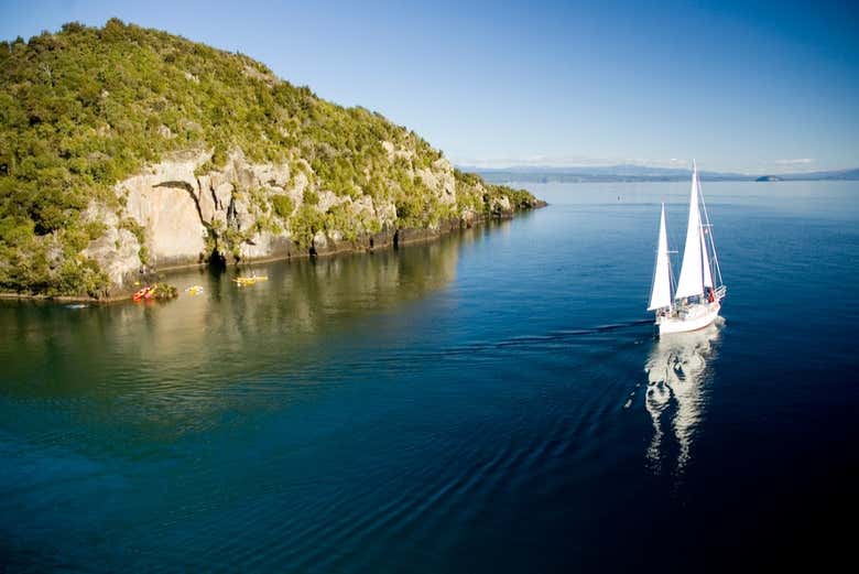 Paseo en barco por el lago Taupo