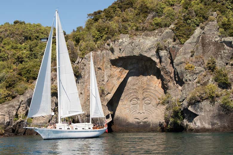 Paseo en barco por el lago Taupo