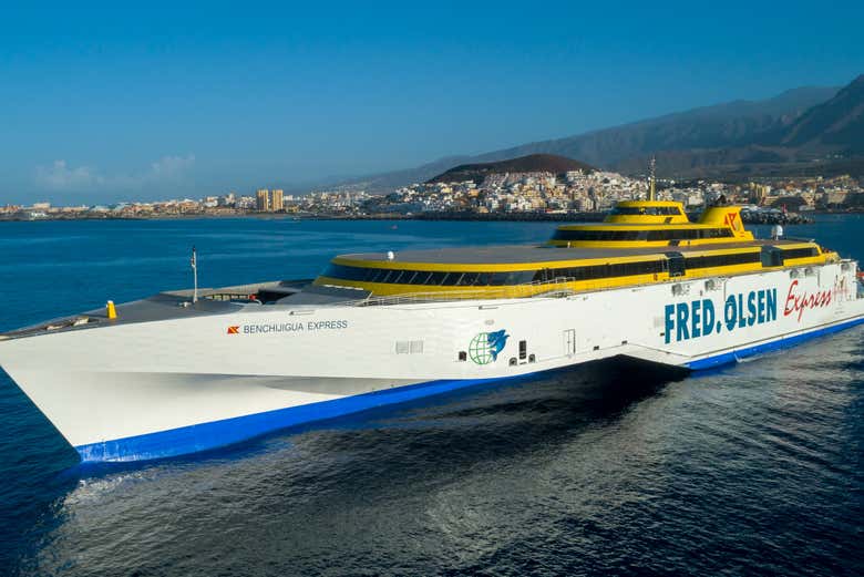 Ferry a La Gomera