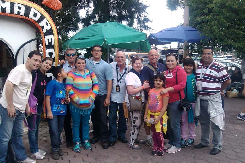 Tour por Coyoacán + Paseo en trajinera por Xochimilco + Paseo a caballo