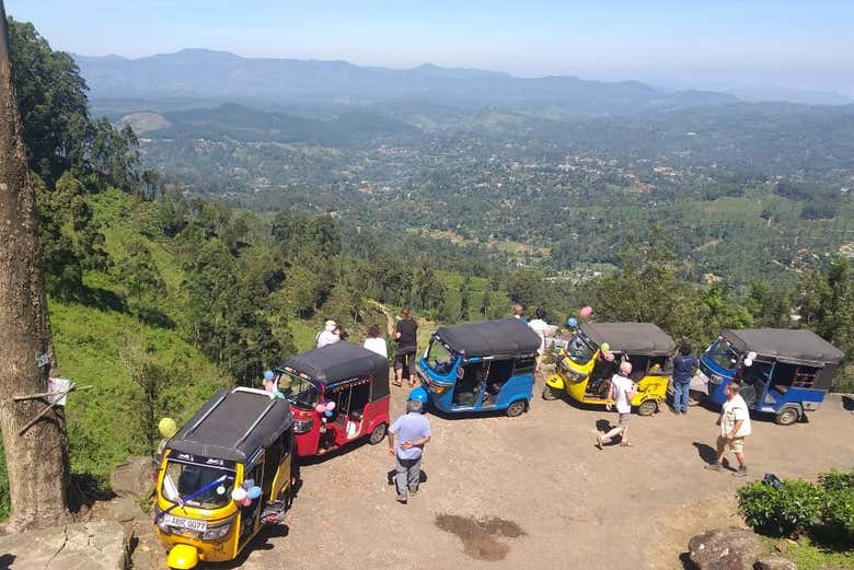 Tour en tuk tuk por las plantaciones de té de Haputale