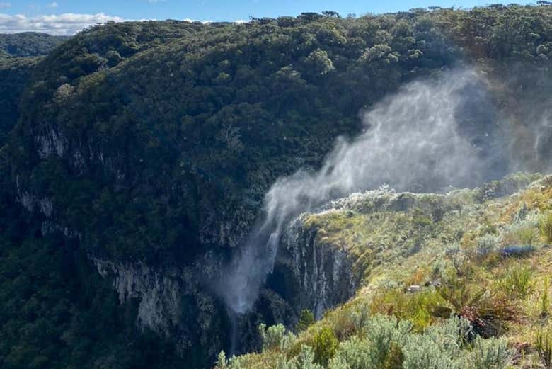 Tour en 4x4 y senderismo por los cañones de Mampituba