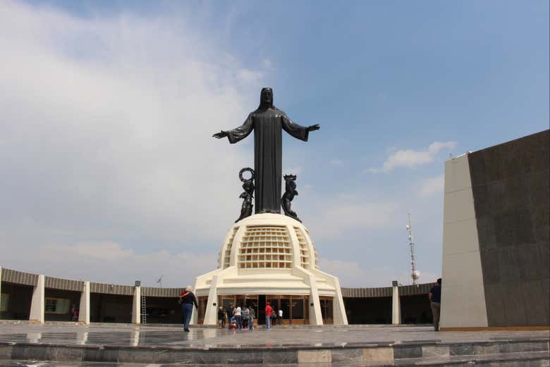 Excursión al cerro del Cubilete y monumento a Cristo Rey