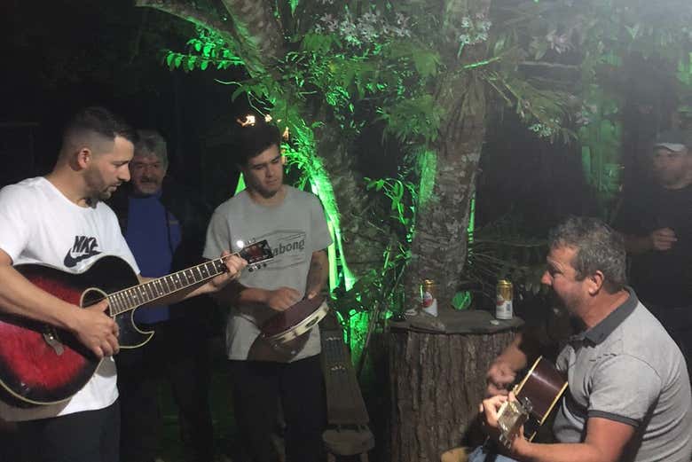 Cena gaucha con música en directo