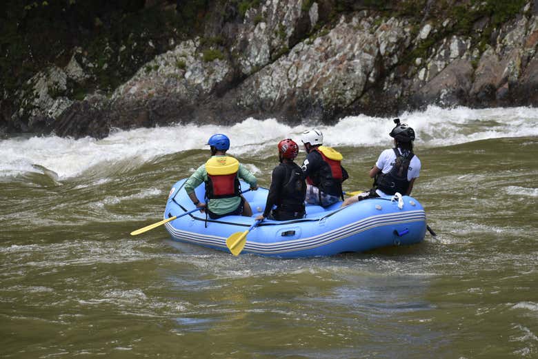 Rafting de nivel avanzado en el río Samaná