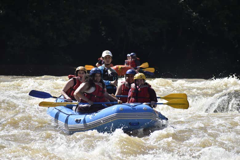 Rafting en el río Claro