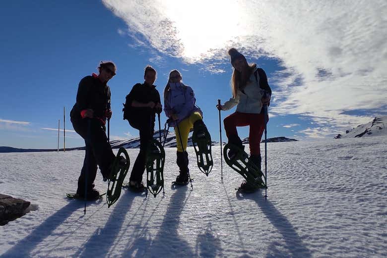 Paseo con raquetas de nieve por Castro Valnera