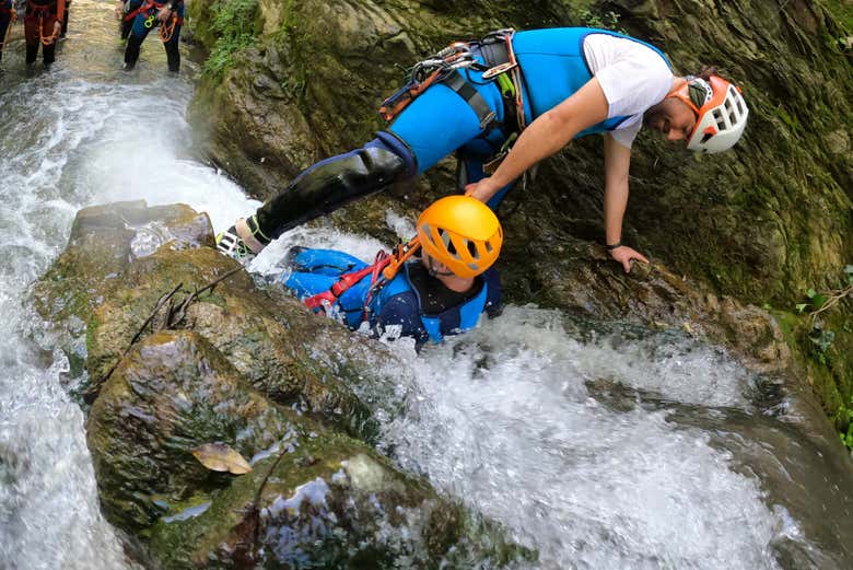 Barranquismo en la Sima del Diablo