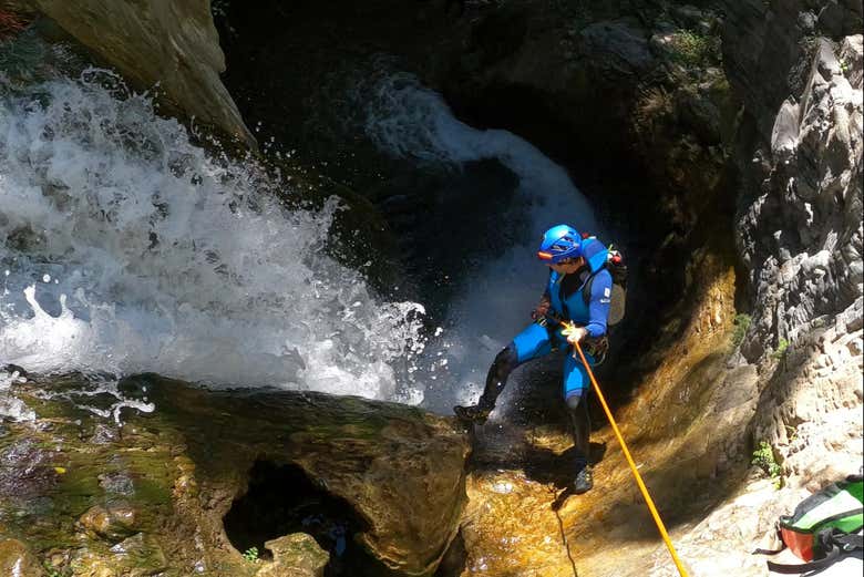 Barranquismo en la Sima del Diablo