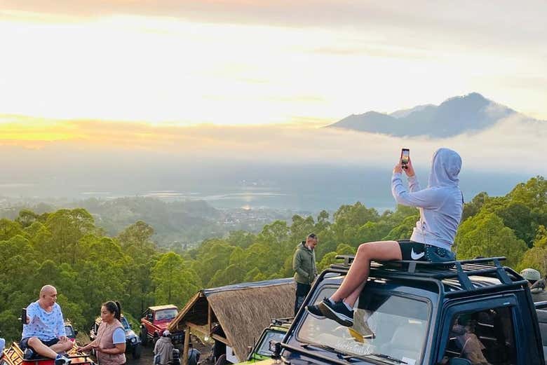 Tour privado en 4x4 por el monte Batur