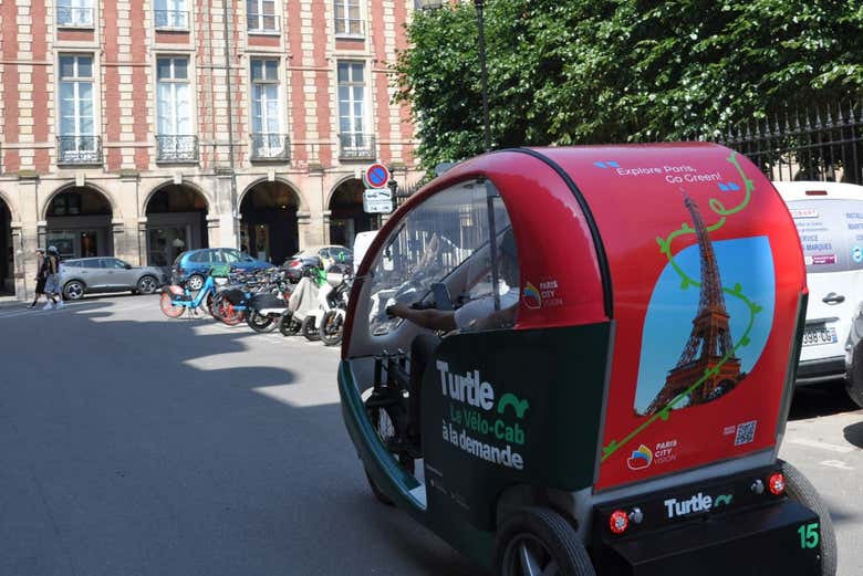 Tour privado en bicitaxi por París