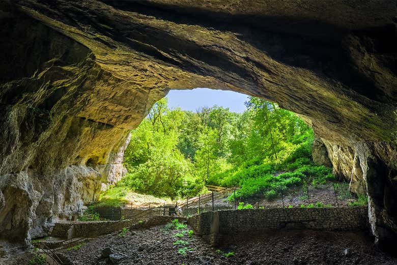 Entrada a las Cuevas de Cerdon