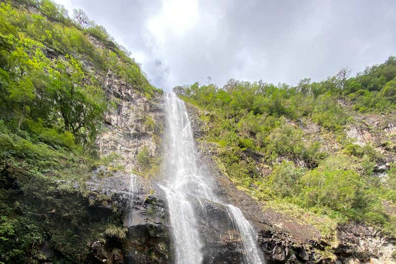 Tour en 4x4 por la cascada Pedra Branca