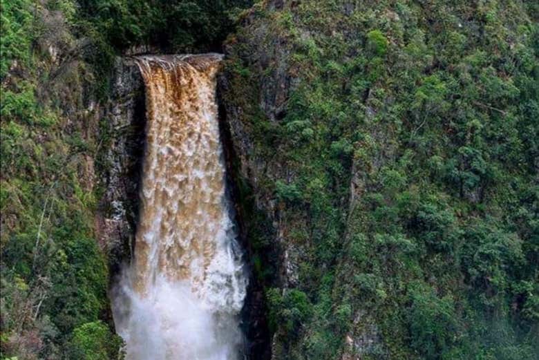 Ruta privada de senderismo al Salto de los Bordones