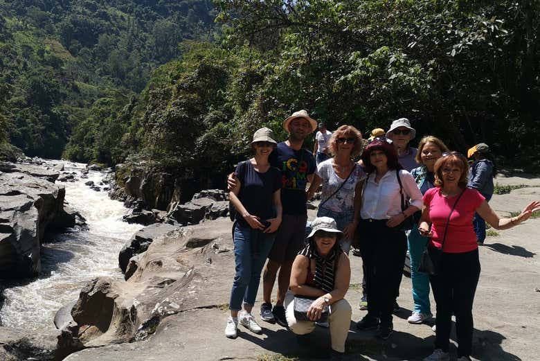 Tour privado por las zonas arqueológicas de San Agustín + Salto del Moriño