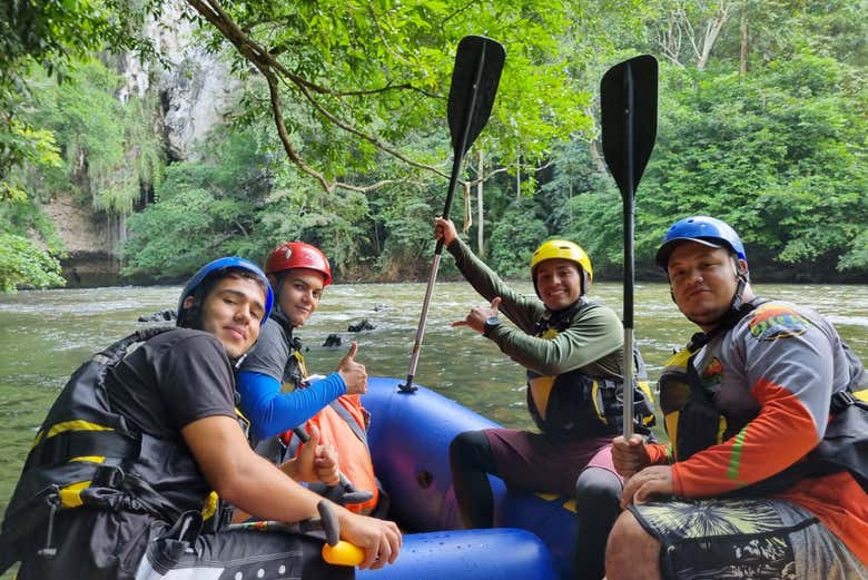Rafting en el río Claro
