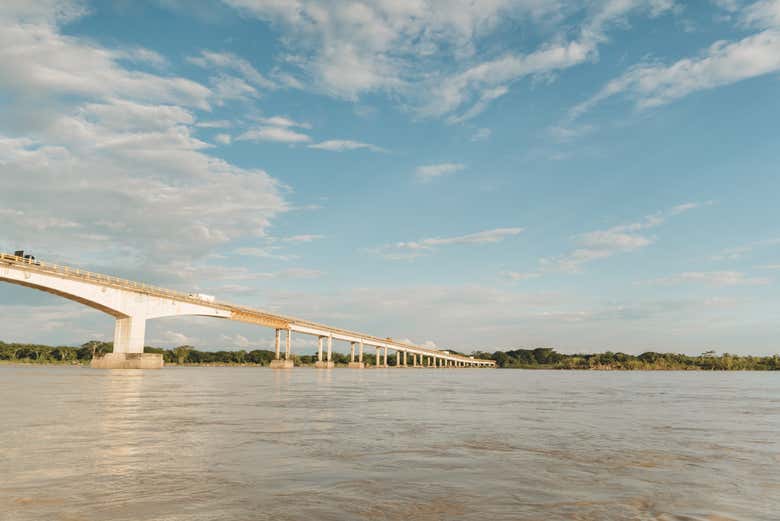 Paseo en canoa por el río Magdalena