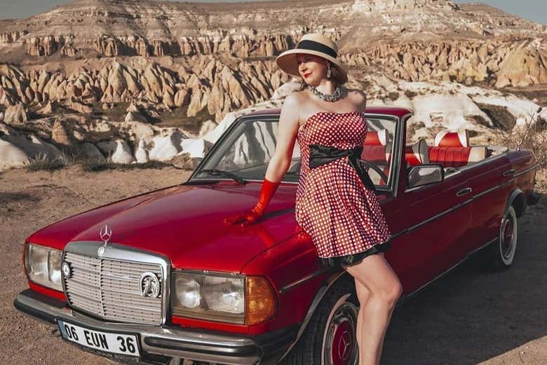Tour privado en coche clásico por la Capadocia
