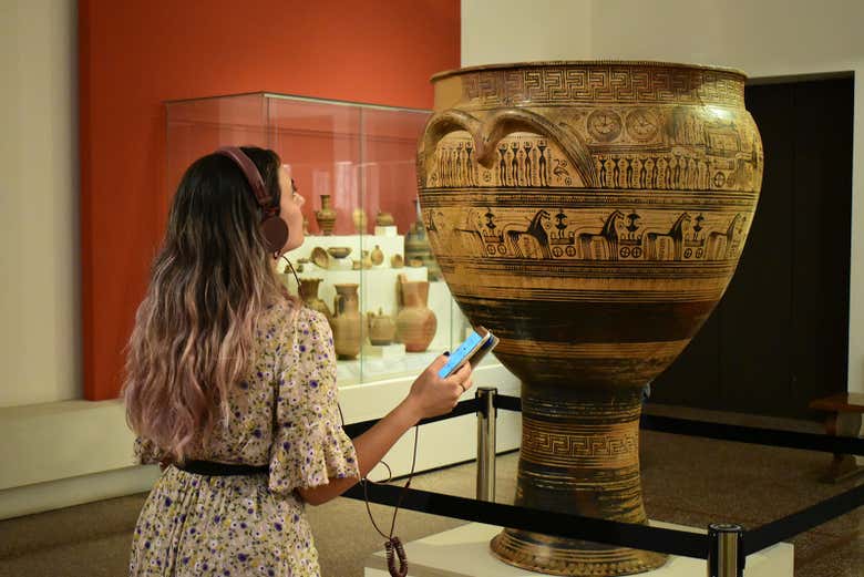 Entrada al Museo Arqueológico Nacional de Atenas con audioguía