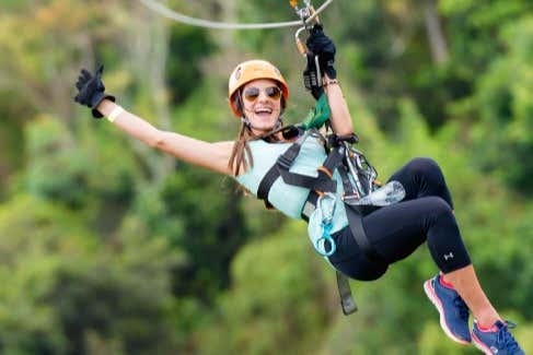 Tirolina en Toro Verde Eco Adventure Park