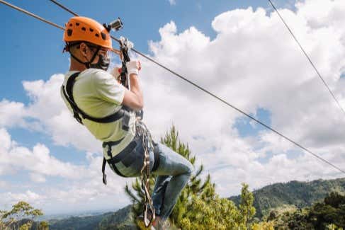 Tirolina en Toro Verde Eco Adventure Park