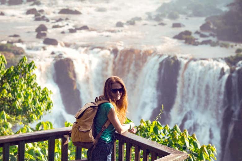 Lado brasileño de las Cataratas del Iguazú + Parque das Aves