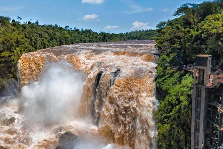 Saltos del Monday, Parque Aventura e Hito de las Tres Fronteras