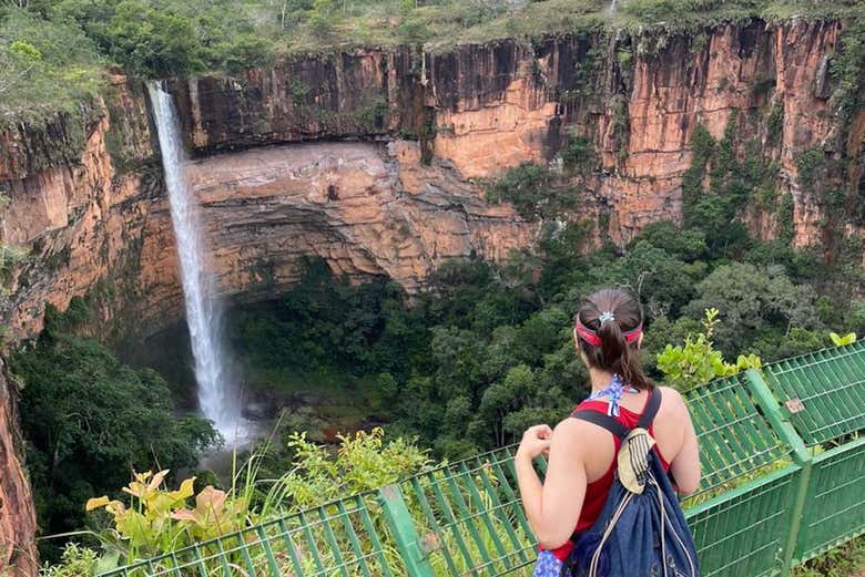 Senderismo por las cascadas de Chapada dos Guimarães