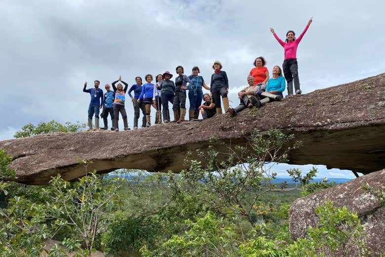 Senderismo por la Caverna Aroe Jari y Gruta da Lagoa Azul