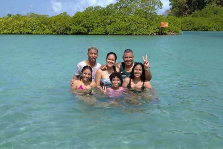 Excursión a Venas Azules y Playa Blanca