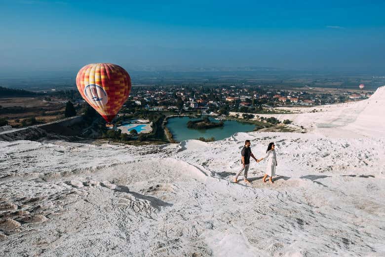 Excursión a Pamukkale y Hierápolis + Paseo en globo