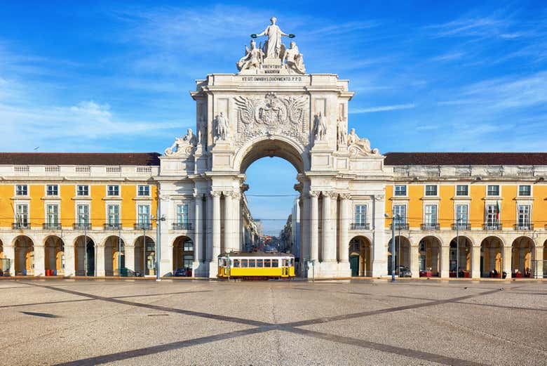 Tour privado en Fiat 500 por Lisboa