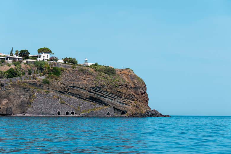 Paseo en barco por la isla de Salina