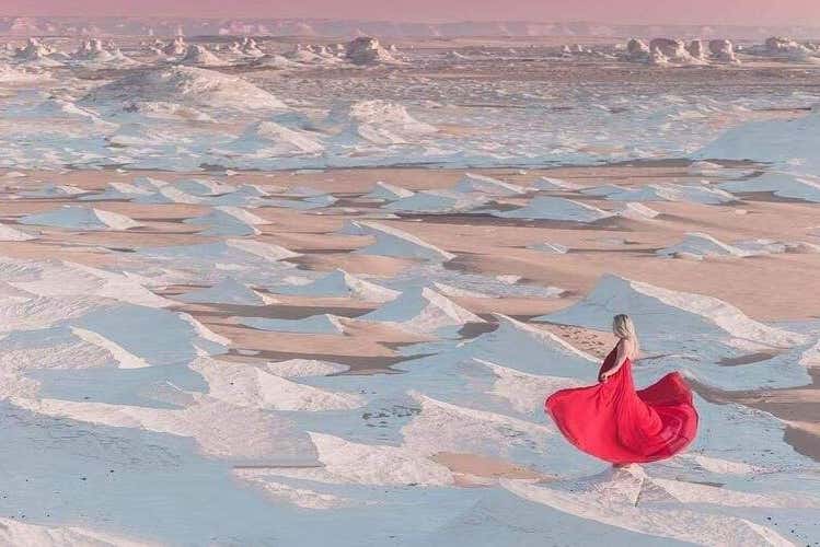 Excursión privada de 4 días al Desierto Blanco y los oasis de Fayún y Bahariya