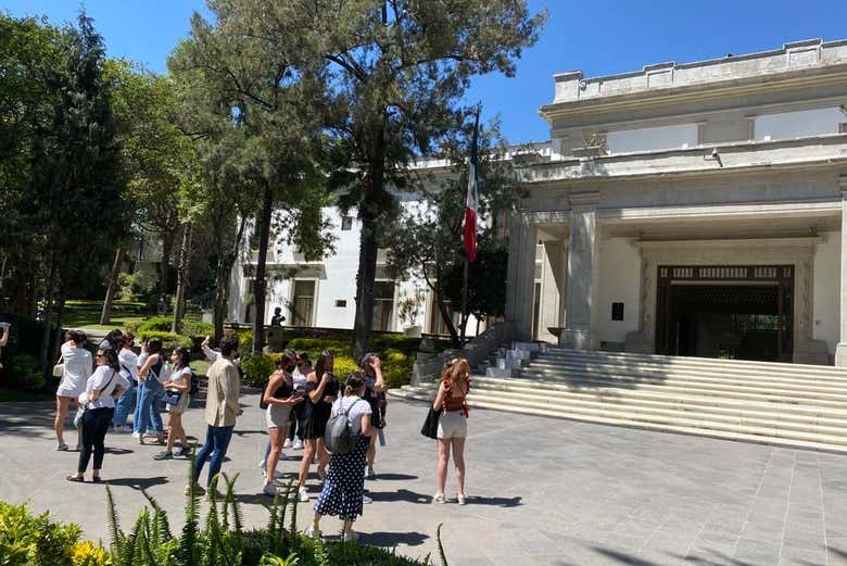 Tour por el Complejo Cultural Los Pinos