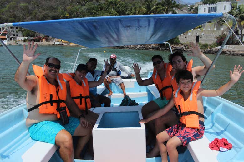 Excursión a Compostela + Snorkel en la isla del Coral