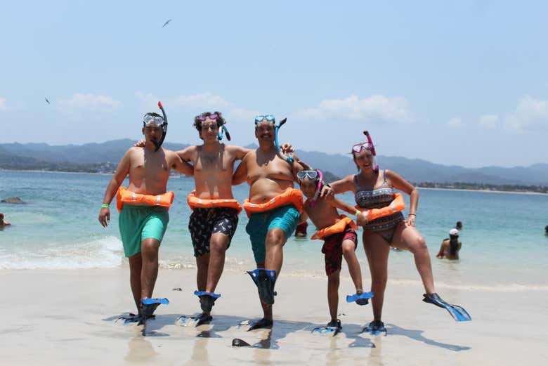 Excursión a Compostela + Snorkel en la isla del Coral