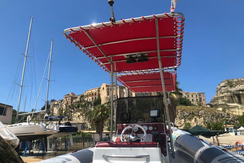 Paseo en barco por la Costa de los Dioses
