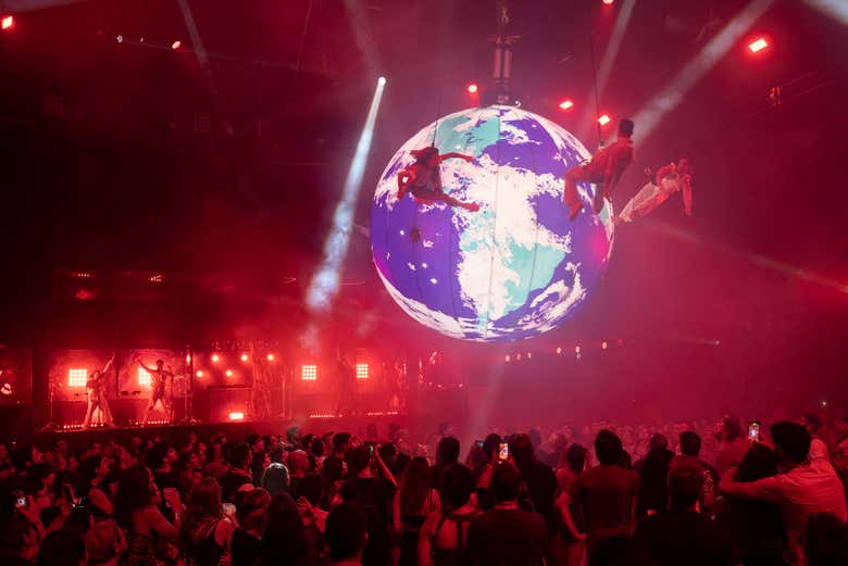 Espectáculo Aven de Fuerza Bruta
