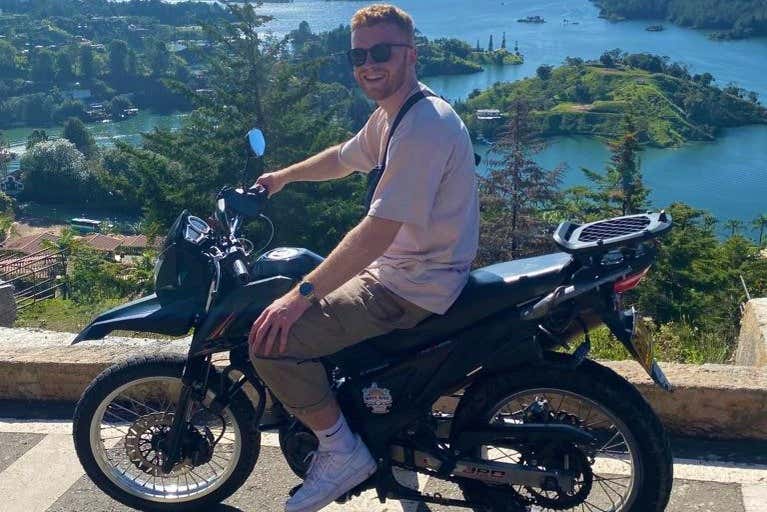 Excursión en moto desde Medellín