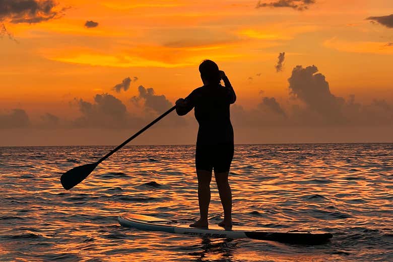 Paddle surf en Cancún al amanecer