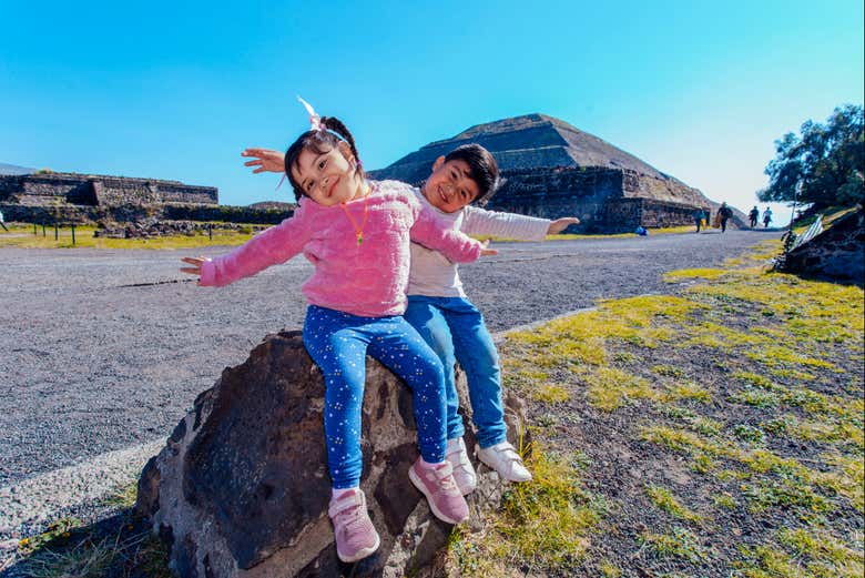 Tour por Teotihuacán + Centro de Conservación Reino Animal