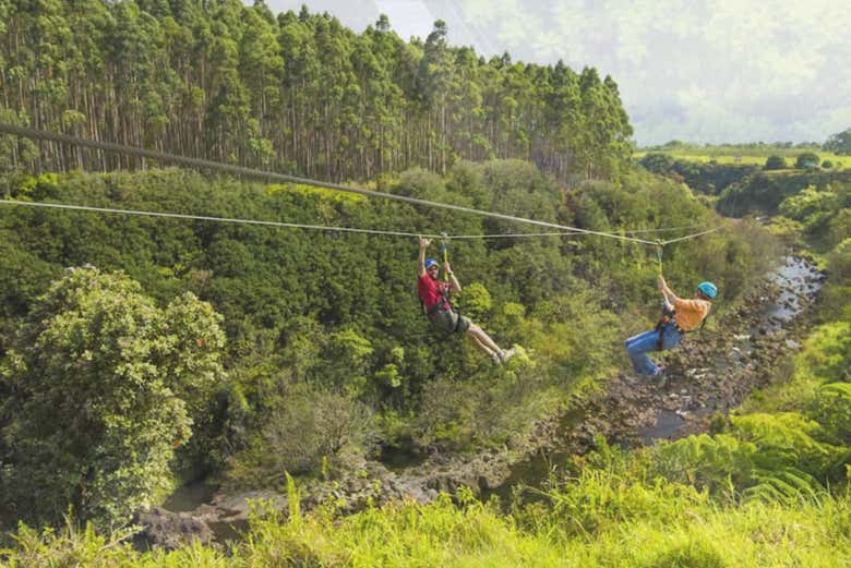 Circuito de tirolinas en la Isla de Hawái