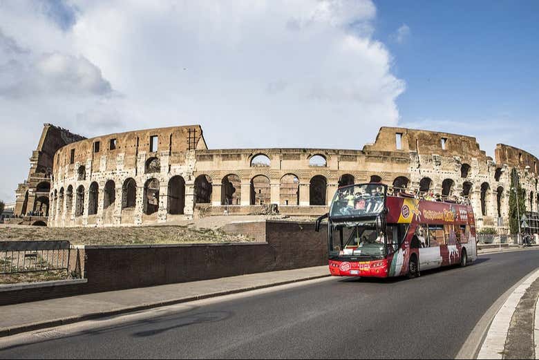 Tren a Roma + Entrada al Coliseo + Autobús turístico
