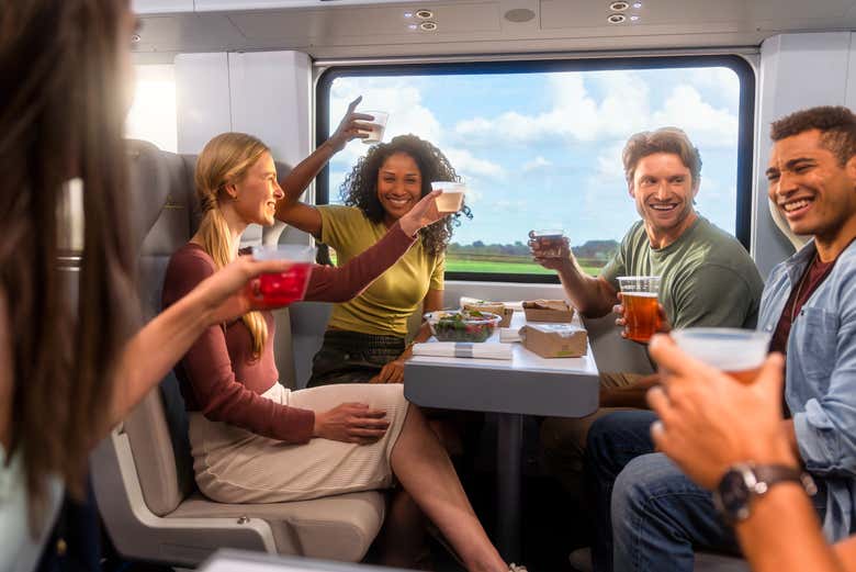 Tren de alta velocidad Brightline entre Orlando y Miami
