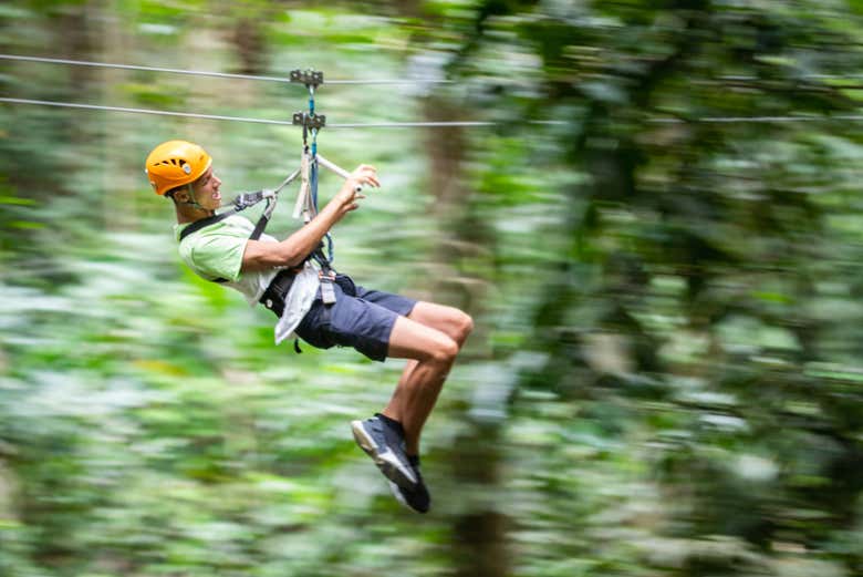 Excursión al parque de aventura Rainforest Santa Lucía