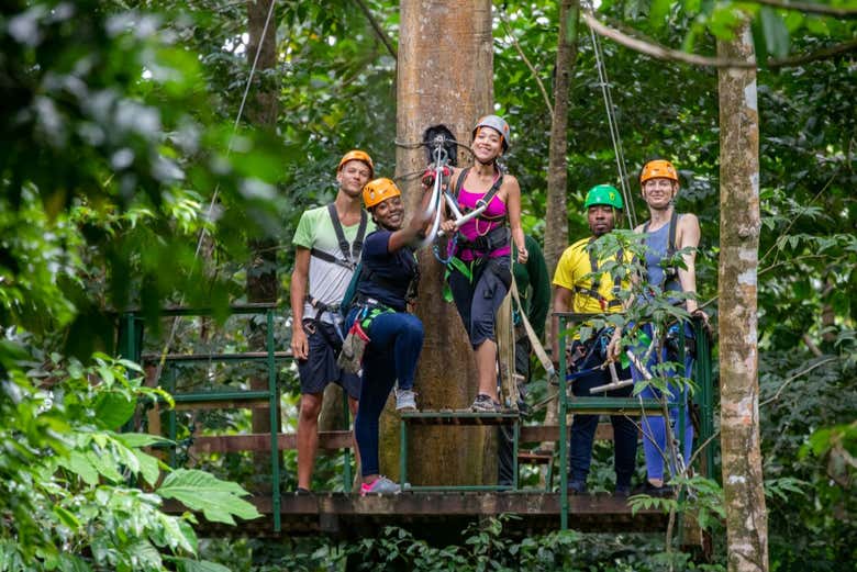 Excursión al parque de aventura Rainforest Santa Lucía