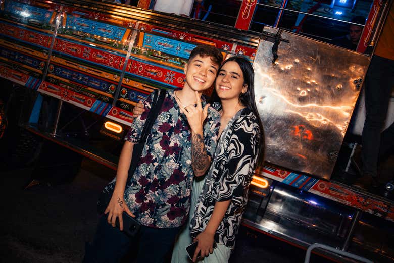 Autobús de fiesta por Medellín
