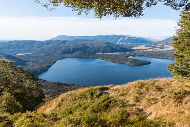 Tour en kayak por el lago Rotoiti + Aguas termales de Manupirua