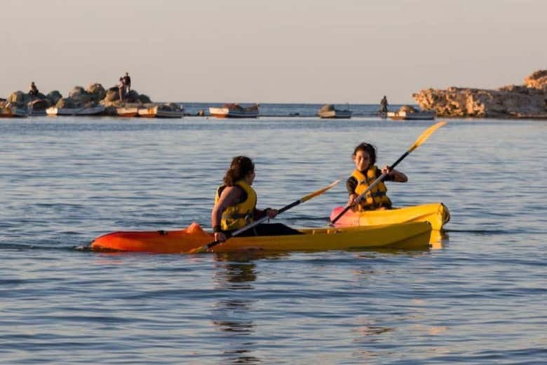 Tour en kayak al atardecer por Sidi Jmour